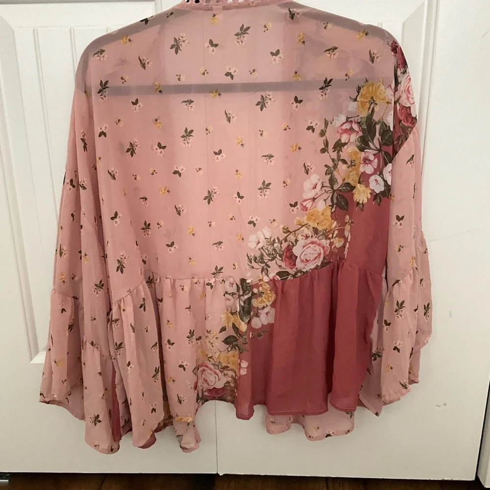 Xhillaration kimono - Picture 5 of 5